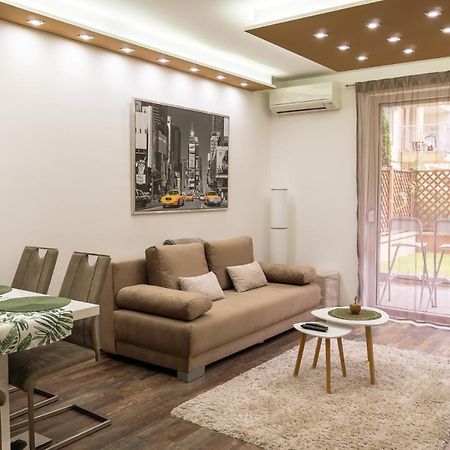 Slate Wood Apartment Budapest Exterior foto