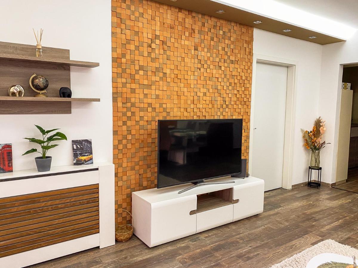 Slate Wood Apartment Budapest Exterior foto