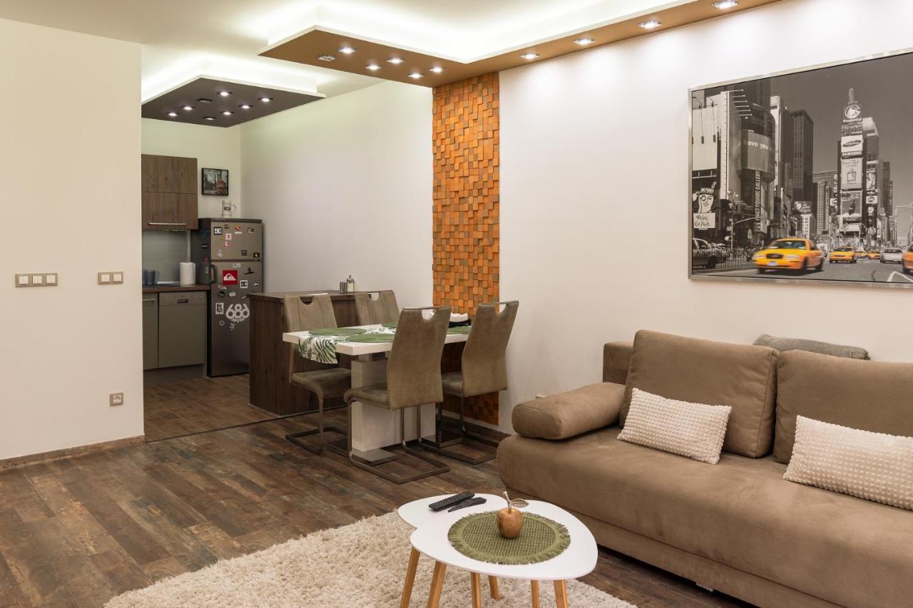 Slate Wood Apartment Budapest Exterior foto